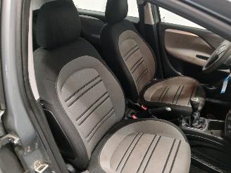 Fiat Punto Punto Evo (199) Hatchback 1.3 JTD Multijet 85 16V (199.B.4000(Euro 5))=
 [62kW]  (10-2009/02-2012) picture 9