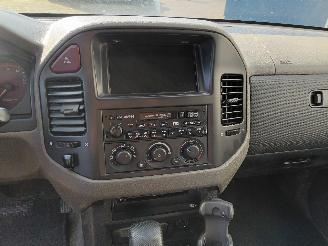 Mitsubishi Pajero Pajero Hardtop (V6/7) Terreinwagen 3.2 DI-D 16V (4M41) [121kW]  (04-20=
00/12-2006) picture 12