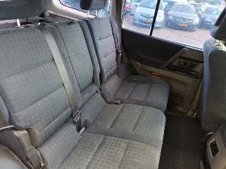 Mitsubishi Pajero Pajero Hardtop (V6/7) Terreinwagen 3.2 DI-D 16V (4M41) [121kW]  (04-20=
00/12-2006) picture 16