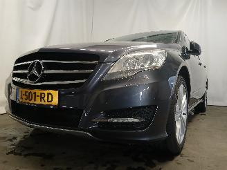 Damaged car Mercedes R-klasse R (W251) MPV 3.5 350 V6 24V 4-Matic (M272.967) [200kW]  (08-2005/12-20=
12) 2011/5