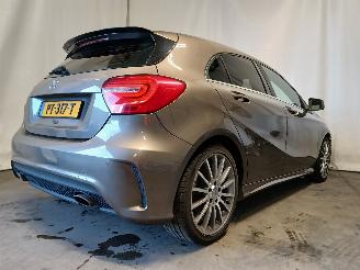 Mercedes A-klasse A (W176) Hatchback 1.6 A-180 16V (M270.910) [90kW]  (09-2012/05-2018) picture 6