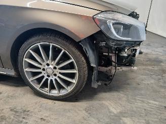 Mercedes A-klasse A (W176) Hatchback 1.6 A-180 16V (M270.910) [90kW]  (09-2012/05-2018) picture 27