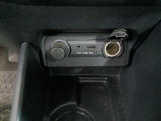 Kia Rio Rio III (UB) Hatchback 1.2 CVVT 16V (G4LA5) [63kW]  (09-2011/12-2017) picture 17