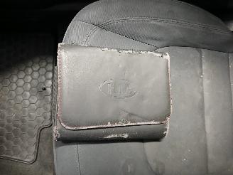 Kia Rio Rio III (UB) Hatchback 1.2 CVVT 16V (G4LA5) [63kW]  (09-2011/12-2017) picture 18