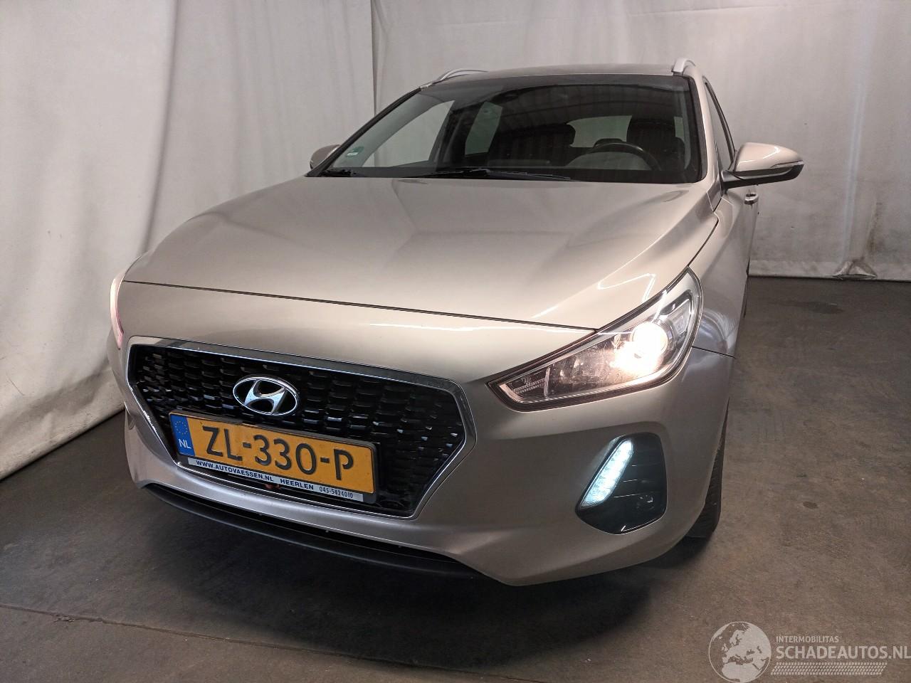Hyundai I-30 i30 Wagon (PDEF5) Combi 1.0 T-GDI 12V (G3LC) [88kW]  (03-2017/...)