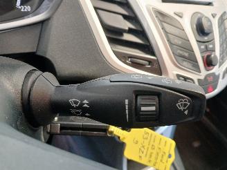 Ford Fiesta Fiesta 6 (JA8) Hatchback 1.6 TDCi 95 (T3JA(Euro 5)) [70kW]  (02-2010/1=
2-2015) picture 14