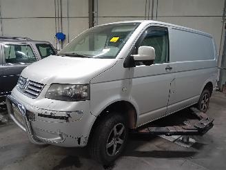 demontáž osobní automobily Volkswagen Transporter Transporter T5 Van 2.5 TDi (BNZ) [96kW]  (04-2003/11-2009) 2007/0