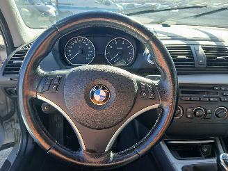 BMW 1-serie 1 serie (E87/87N) Hatchback 5-drs 116i 1.6 16V (N45-B16A) [85kW]  (06-=
2004/06-2011) picture 9