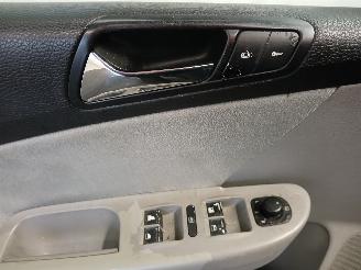 Volkswagen Passat Passat (3C2) Sedan 2.0 FSI 16V (BLR) [110kW]  (03-2005/07-2010) picture 12