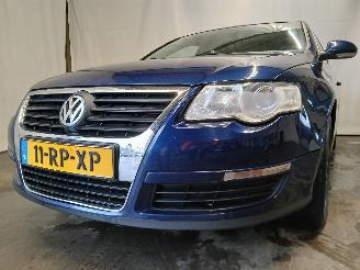 Auto incidentate Volkswagen Passat Passat (3C2) Sedan 2.0 FSI 16V (BLR) [110kW]  (03-2005/07-2010) 2005/7