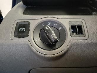 Volkswagen Passat Passat (3C2) Sedan 2.0 FSI 16V (BLR) [110kW]  (03-2005/07-2010) picture 13