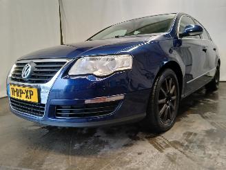 Volkswagen Passat Passat (3C2) Sedan 2.0 FSI 16V (BLR) [110kW]  (03-2005/07-2010) picture 2