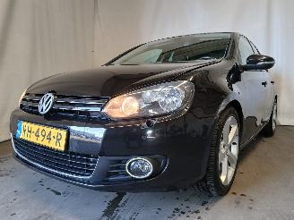 uszkodzony samochody osobowe Volkswagen Golf Golf VI (5K1) Hatchback 1.4 TSI 122 16V (CAXA(Euro 5)) [90kW]  (10-200=
8/11-2012) 2009/8