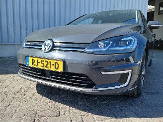 Coche accidentado Volkswagen Golf Golf VII (AUA) Hatchback e-Golf (EAZA) [100kW]  (12-2016/01-2021) 2017/11