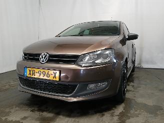 damaged passenger cars Volkswagen Polo Polo V (6R) Hatchback 1.6 TDI 16V 105 (CLNA) [77kW]  (06-2009/08-2015)= 2012/2
