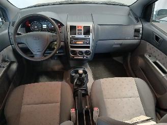 Hyundai Getz Getz Hatchback 1.6i 16V (G4ED) [77kW]  (09-2002/09-2005) picture 12
