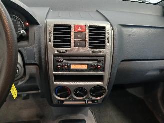 Hyundai Getz Getz Hatchback 1.6i 16V (G4ED) [77kW]  (09-2002/09-2005) picture 18