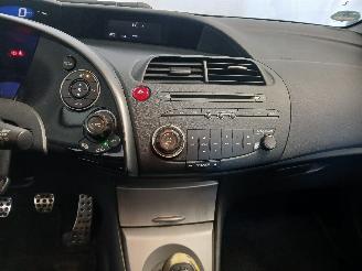 Honda Civic Civic (FK/FN) Hatchback 2.2 i-CTDi 16V (N22A2) [103kW]  (09-2005/01-20=
12) picture 18