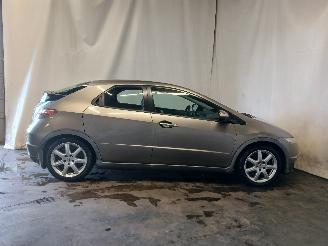 Honda Civic Civic (FK/FN) Hatchback 2.2 i-CTDi 16V (N22A2) [103kW]  (09-2005/01-20=
12) picture 7