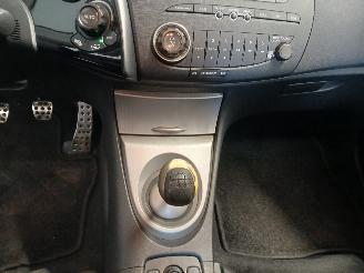 Honda Civic Civic (FK/FN) Hatchback 2.2 i-CTDi 16V (N22A2) [103kW]  (09-2005/01-20=
12) picture 19