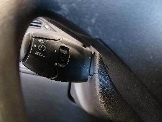 Peugeot 208 208 I (CA/CC/CK/CL) Hatchback 1.0 Vti 12V PureTech (EB0(ZMZ)) [50kW]  =
(03-2012/12-2019) picture 15