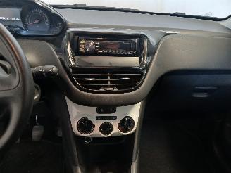 Peugeot 208 208 I (CA/CC/CK/CL) Hatchback 1.0 Vti 12V PureTech (EB0(ZMZ)) [50kW]  =
(03-2012/12-2019) picture 18