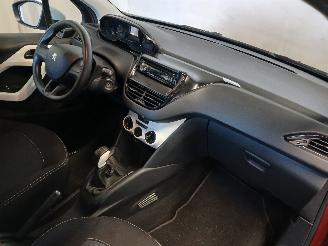 Peugeot 208 208 I (CA/CC/CK/CL) Hatchback 1.0 Vti 12V PureTech (EB0(ZMZ)) [50kW]  =
(03-2012/12-2019) picture 8