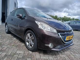 Peugeot 208 208 I (CA/CC/CK/CL) Hatchback 1.6 Vti 16V (EP6C(5FS)) [88kW]  (03-2012=
/12-2019) picture 6
