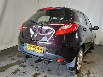 Mazda 2 2 (DE) Hatchback 1.3 16V S-VT (ZJ46) [55kW]  (10-2007/06-2015) picture 5