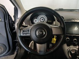 Mazda 2 2 (DE) Hatchback 1.3 16V S-VT (ZJ46) [55kW]  (10-2007/06-2015) picture 15