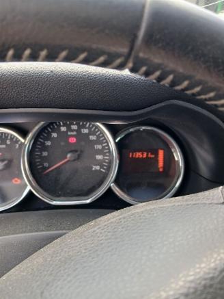 Dacia Duster Duster (HS) SUV 1.6 16V (K4M-896(K4M-28)) [77kW]  (04-2010/01-2018) picture 2