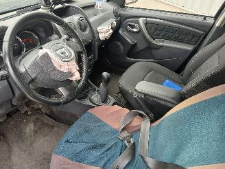 Dacia Duster Duster (HS) SUV 1.6 16V (K4M-896(K4M-28)) [77kW]  (04-2010/01-2018) picture 11