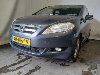 škoda osobní automobily Honda Fr-v FR-V (BE) MPV 1.7 16V (D17A2) [92kW]  (02-2005/12-2006) 2005/6