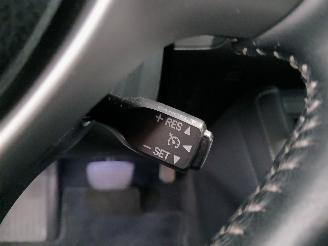 Lexus Ct CT 200h Hatchback 1.8 16V (2ZRFXE) [100kW]  (09-2011/...) picture 17