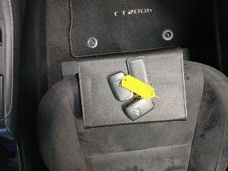 Lexus Ct CT 200h Hatchback 1.8 16V (2ZRFXE) [100kW]  (09-2011/...) picture 22
