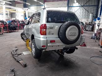 Toyota Rav-4 RAV4 (A2) Terreinwagen 1.8 16V VVT-i 4x2 (1ZZFE) [92kW]  (08-2000/11-2=
005) picture 4