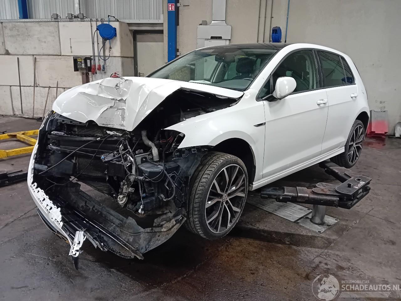 Volkswagen Golf Golf VII (AUA) Hatchback 1.4 TSI 16V (CXSA(Euro 5)) [90kW]  (11-2012/0=
3-2020)