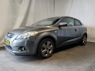 Kia Cee d Pro cee'd (EDB3) Hatchback 3-drs 1.4 CVVT 16V (G4FA) [66kW]  (06-2010/=
09-2012) picture 3