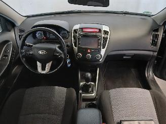 Kia Cee d Pro cee'd (EDB3) Hatchback 3-drs 1.4 CVVT 16V (G4FA) [66kW]  (06-2010/=
09-2012) picture 12