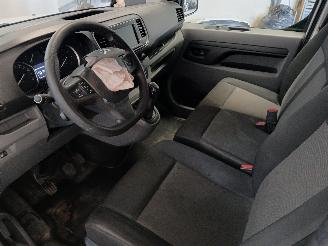 Citroën Jumpy Jumpy Van 1.6 Blue HDi 95 (DV6FDU(BHV)) [70kW]  (04-2016/04-2020) picture 13
