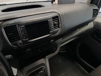 Citroën Jumpy Jumpy Van 1.6 Blue HDi 95 (DV6FDU(BHV)) [70kW]  (04-2016/04-2020) picture 18