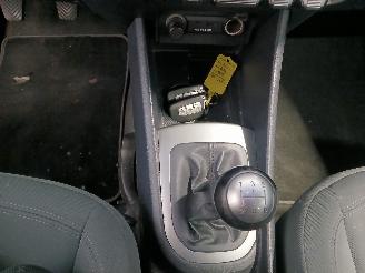 Kia Rio Rio III (UB) Hatchback 1.2 CVVT 16V (G4LA5) [63kW]  (09-2011/12-2017) picture 19