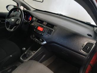 Kia Rio Rio III (UB) Hatchback 1.2 CVVT 16V (G4LA5) [63kW]  (09-2011/12-2017) picture 8