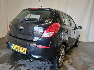 Hyundai I-20 i20 Hatchback 1.2i 16V (G4LA) [63kW]  (03-2012/12-2015) picture 5