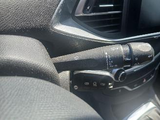 Peugeot 308 308 SW (L4/L9/LC/LJ/LR) Combi 5-drs 1.6 BlueHDi 120 (DV6FC(BHZ)) [88kW=
]  (03-2014/12-2021) picture 12