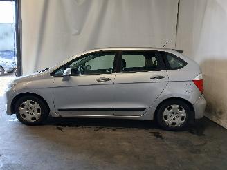 Honda Fr-v FR-V (BE) MPV 1.7 16V (D17A2) [92kW]  (02-2005/12-2006) picture 4