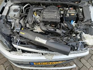 Volkswagen Polo Polo VI (AW1) Hatchback 5-drs 1.0 TSI 12V (CHZL) [70kW]  (06-2017/...)= picture 23