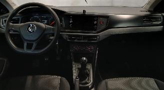 Volkswagen Polo Polo VI (AW1) Hatchback 5-drs 1.0 MPi 12V (DFNB) [48kW]  (06-2017/02-2=
020) picture 9