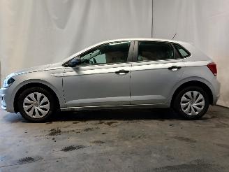 Volkswagen Polo Polo VI (AW1) Hatchback 5-drs 1.0 MPi 12V (DFNB) [48kW]  (06-2017/02-2=
020) picture 4