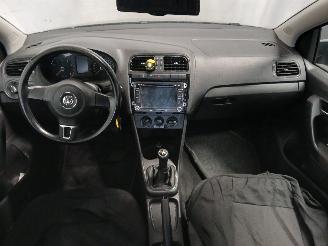 Volkswagen Polo Polo V (6R) Hatchback 1.2 12V BlueMotion Technology (CGPA(Euro 5)) [51=
kW]  (06-2009/05-2014) picture 12